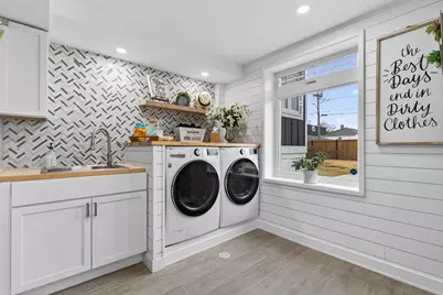 1106 N 13th Avenue, Melrose Park, IL 60160 - Photo 25