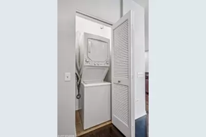 757 N Orleans Street #1505, Chicago, IL 60654 - Photo 11