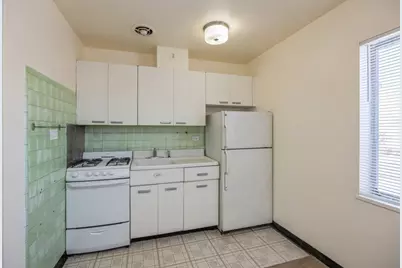 148 Ann Street #11, Clarendon Hills, IL 60514 - Photo 5