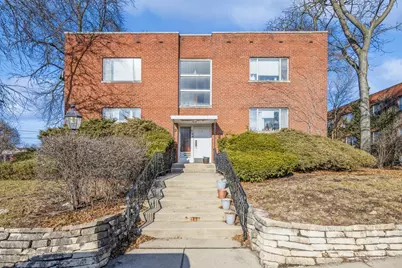 148 Ann Street #11, Clarendon Hills, IL 60514 - Photo 1