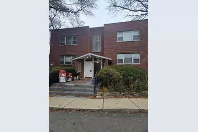 144 Ann Street #8, Clarendon Hills, IL 60514 - Photo 1