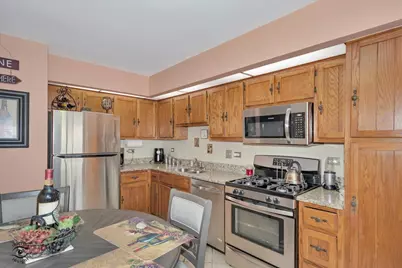 6824 Kingston Drive, Tinley Park, IL 60477 - Photo 9