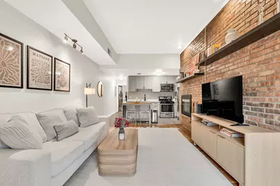 803 W Oakdale Avenue #3A, Chicago, IL 60657 - Photo 5