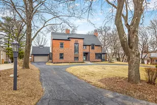 2014 Glenview Rd, Rockford, IL 61107 - Photo 1