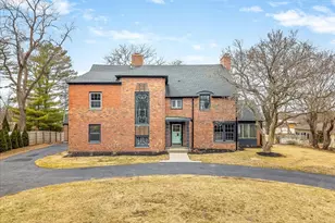 2014 Glenview Rd, Rockford, IL 61107 - Photo 5