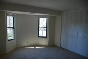 2216 Country Club Dr, Woodridge, IL 60517 - Photo 7