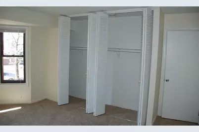 2216 Country Club Drive #13, Woodridge, IL 60517 - Photo 9