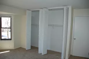 2216 Country Club Dr, Woodridge, IL 60517 - Photo 9