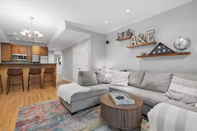 [Address not provided], Chicago, IL 60657 - Photo 7