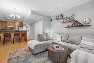 [Address not provided], Chicago, IL 60657 - Photo 7