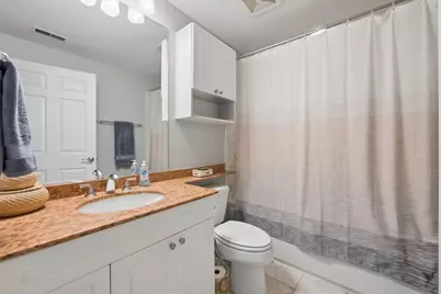 [Address not provided], Chicago, IL 60657 - Photo 17