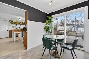 714 E Eisenhower Ave, Palatine, IL 60074 - Photo 9