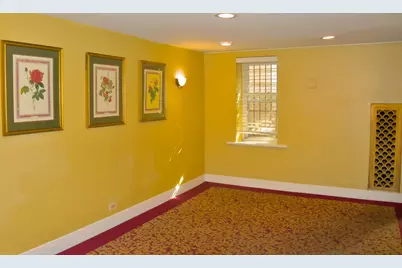 1052 W Balmoral Avenue #5F, Chicago, IL 60640 - Photo 9