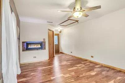 3861 Sutherland Drive, Park City, IL 60085 - Photo 13