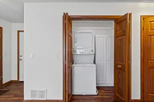 1109 Ponderosa Ct, Darien, IL 60561 - Photo 13