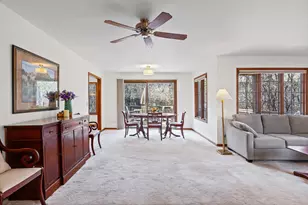 1109 Ponderosa Ct, Darien, IL 60561 - Photo 3