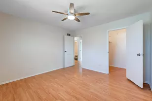 1651 W Goldengate Dr, Addison, IL 60101 - Photo 17