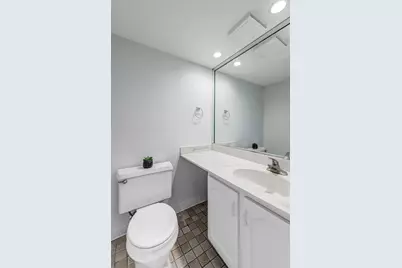 1651 W Goldengate Drive, Addison, IL 60101 - Photo 13