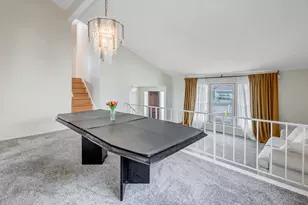 1651 W Goldengate Dr, Addison, IL 60101 - Photo 5