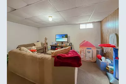 1506 S Walnut Avenue, Freeport, IL 61032 - Photo 23