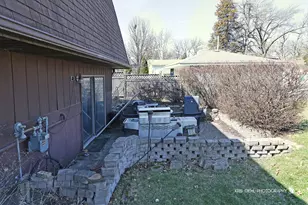 33312 N Lone Rock Rd, Grayslake, IL 60030 - Photo 23