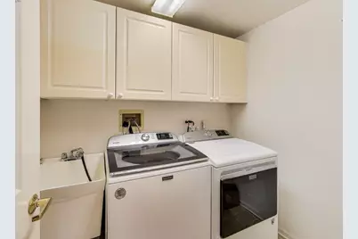 7021 W Touhy Avenue #509, Niles, IL 60714 - Photo 11