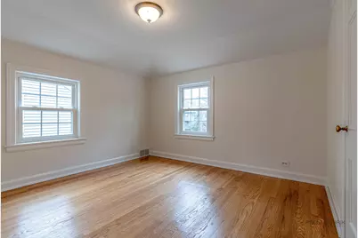 305 S George Street, Mount Prospect, IL 60056 - Photo 17