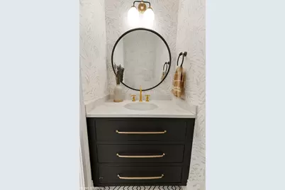 658 W Melrose Street #1, Chicago, IL 60657 - Photo 11