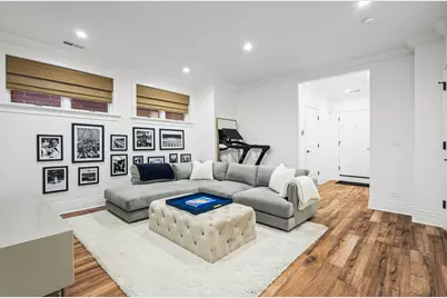 658 W Melrose Street #1, Chicago, IL 60657 - Photo 21