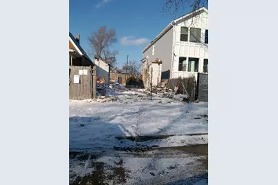 854 N Saint Louis Avenue, Chicago, IL 60651 - Photo 1