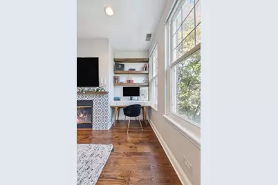 300 W Scott Street #403, Chicago, IL 60610 - Photo 5