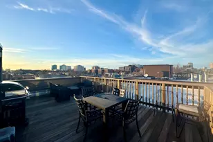 300 W Scott St, Chicago, IL 60610 - Photo 27