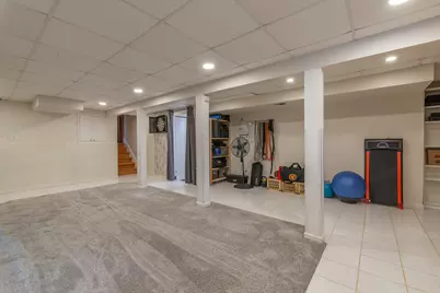 2210 Country Court, Freeport, IL 61032 - Photo 25