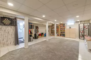 2210 Country Ct, Freeport, IL 61032 - Photo 27