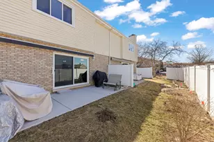 213 Manor Dr, New Lenox, IL 60451 - Photo 19