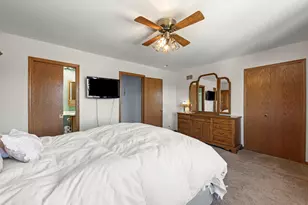 213 Manor Dr, New Lenox, IL 60451 - Photo 11