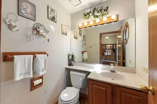 213 Manor Dr, New Lenox, IL 60451 - Photo 9