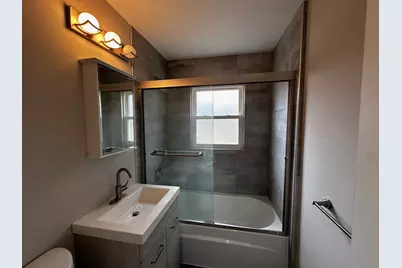 1629 Laurel Avenue, Hanover Park, IL 60133 - Photo 15