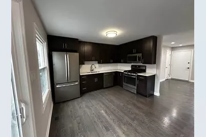 1629 Laurel Avenue, Hanover Park, IL 60133 - Photo 5