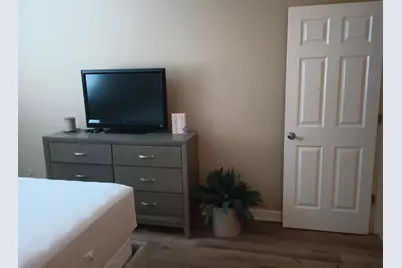 1880 Bonnie Lane #112, Hoffman Estates, IL 60169 - Photo 19