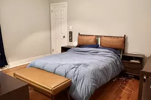 1955 W Sunnyside Ave, Chicago, IL 60640 - Photo 9