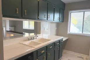 2S717 Winchester Circle, Warrenville, IL 60555 - Photo 7