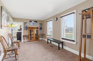 310 Godfrey Ave, Lockport, IL 60441 - Photo 9