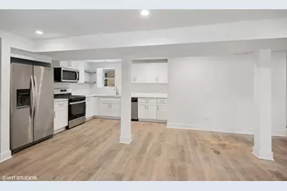 2229 W Augusta Boulevard, Chicago, IL 60622 - Photo 13