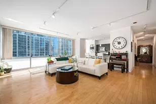 8 E Randolph St, Chicago, IL 60601 - Photo 5