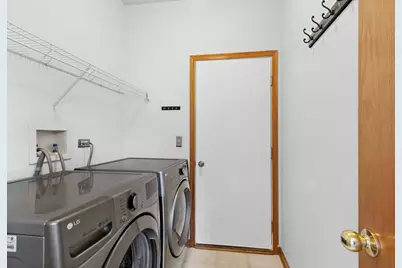 45 W Vandermeer Drive, Antioch, IL 60002 - Photo 15