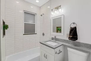 812 S Kilbourn Ave, Chicago, IL 60624 - Photo 13