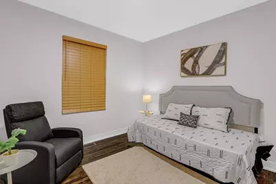 812 S Kilbourn Avenue, Chicago, IL 60624 - Photo 9