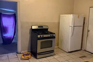 11715 S Wentworth Ave, Chicago, IL 60628 - Photo 5