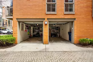 438 E North Water St, Chicago, IL 60611 - Photo 37